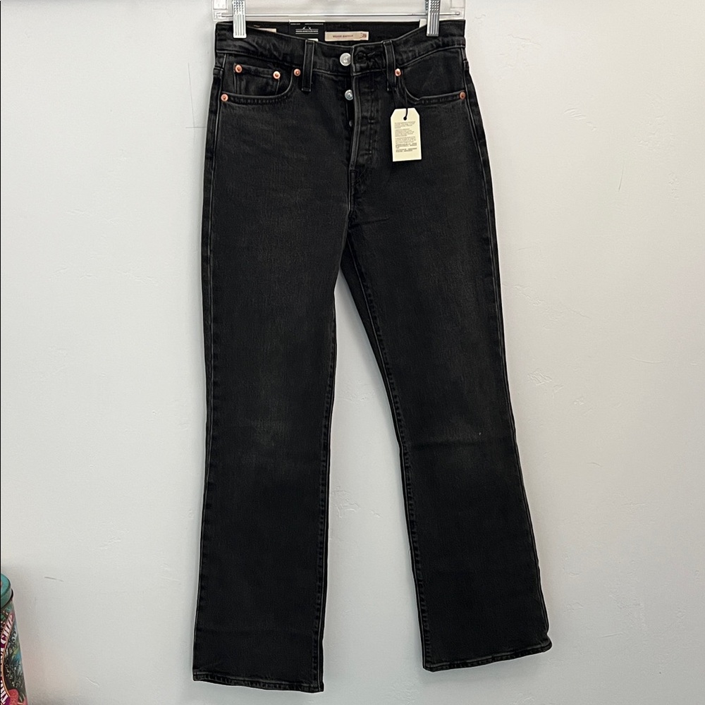 Levi’s Wedgie Bootcut Sz 26x32 Women's Black Jeans NWT